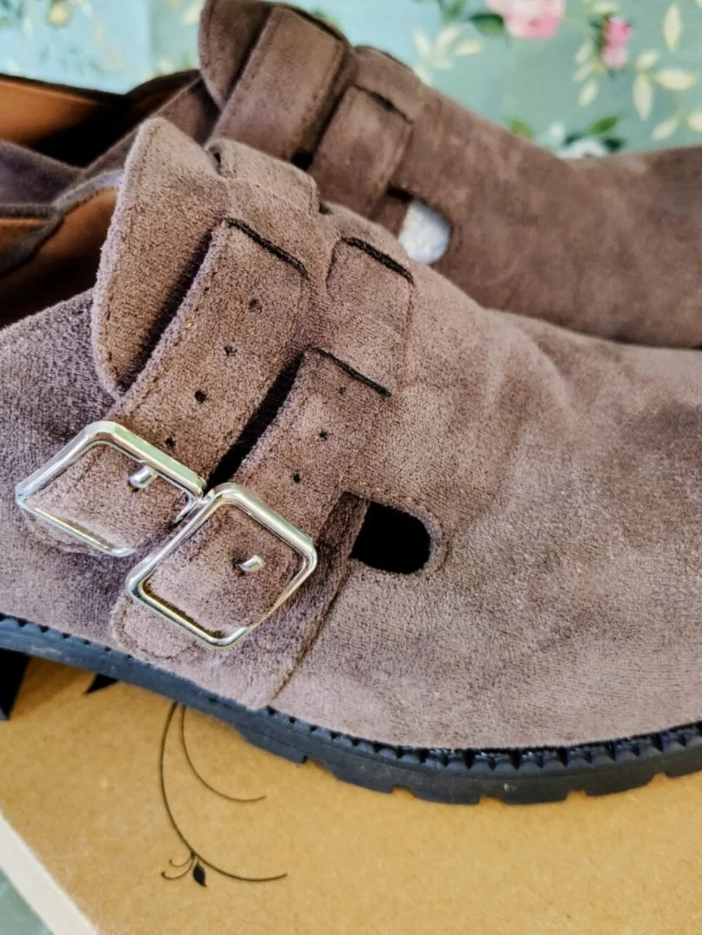 Unbranded these brown